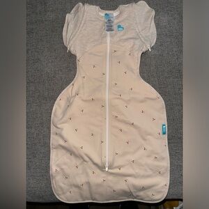 BRAND NEW Love to dream swaddle up transition bag size Medium 1.5 TOG